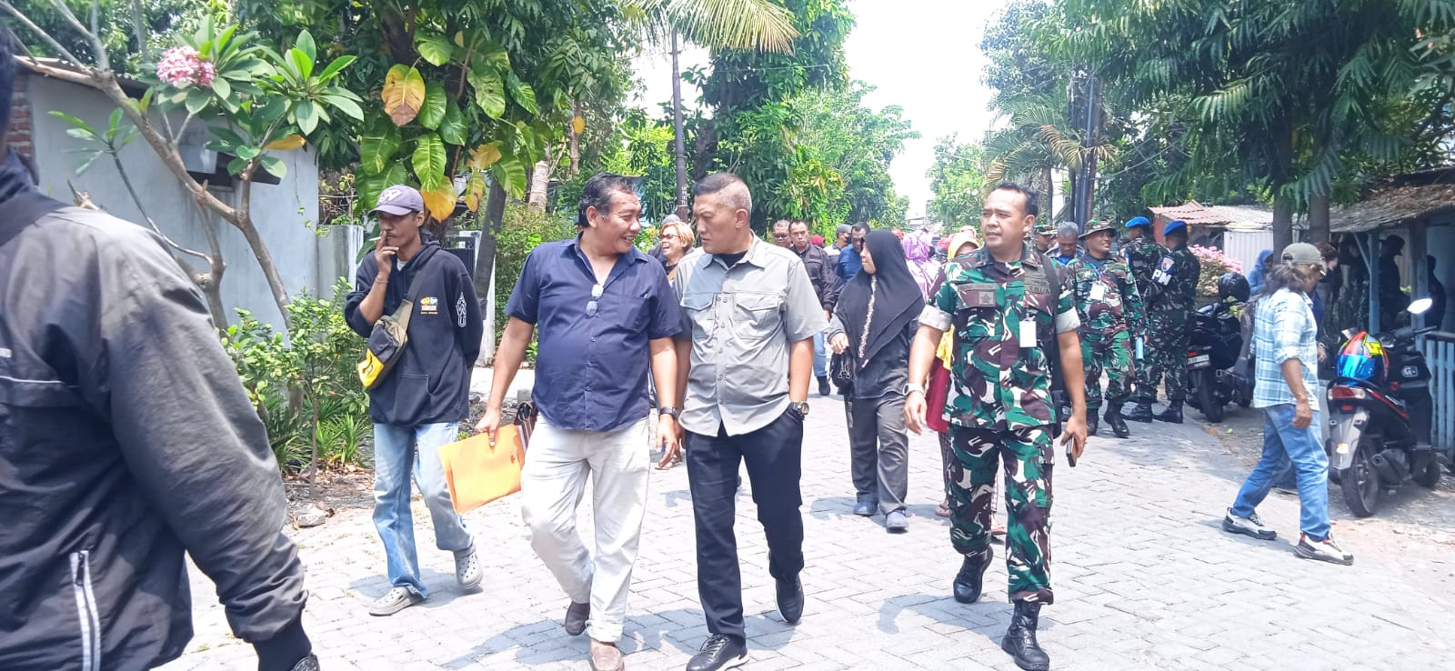 Kedatangan Satu Truk Personel TNI AU Picu Ketegangan di Simo Gunung, Warga Pertanyakan Data Tanah dan Hunian